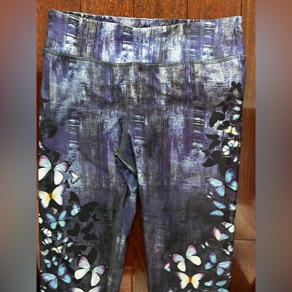 Butterfly Print leggings - Picture 2 of 4